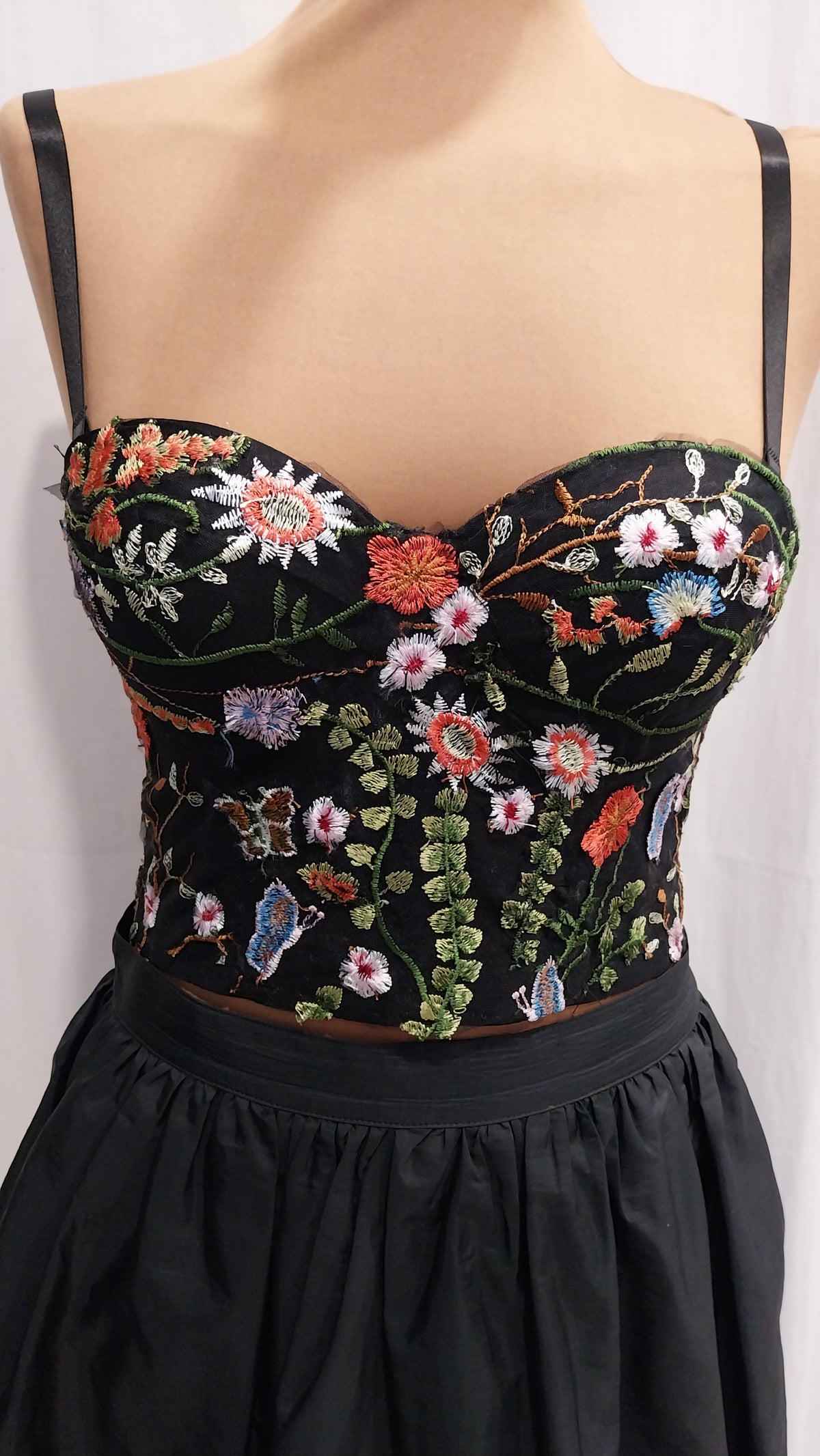Top Bustier Nero con Ricami Floreali