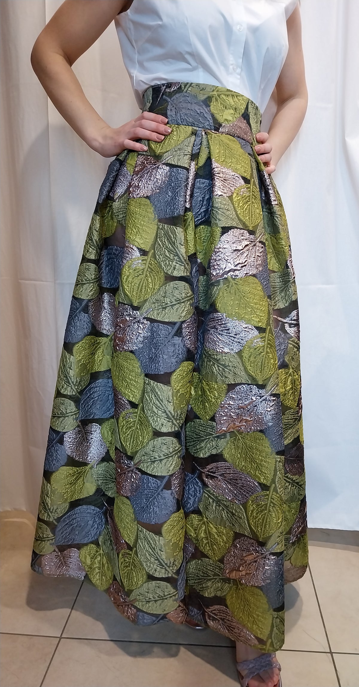 Gonna Lunga in Broccato di Seta con Fantasia Foglie